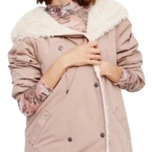 Free People Dusty Pink Sherpa Jacket Size Sm Oversized. With Pockets!